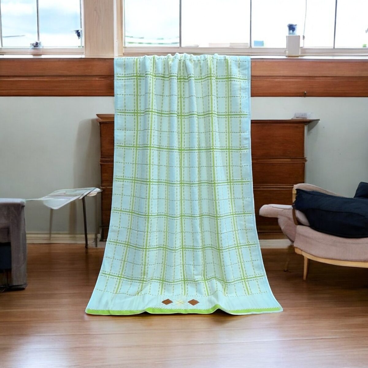 Vibrant Checkered Soft Bath Towel - Image 3